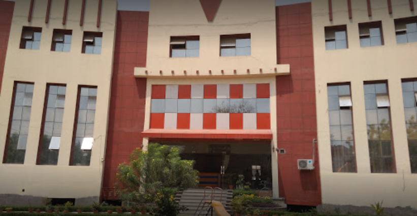 East Delhi Public School